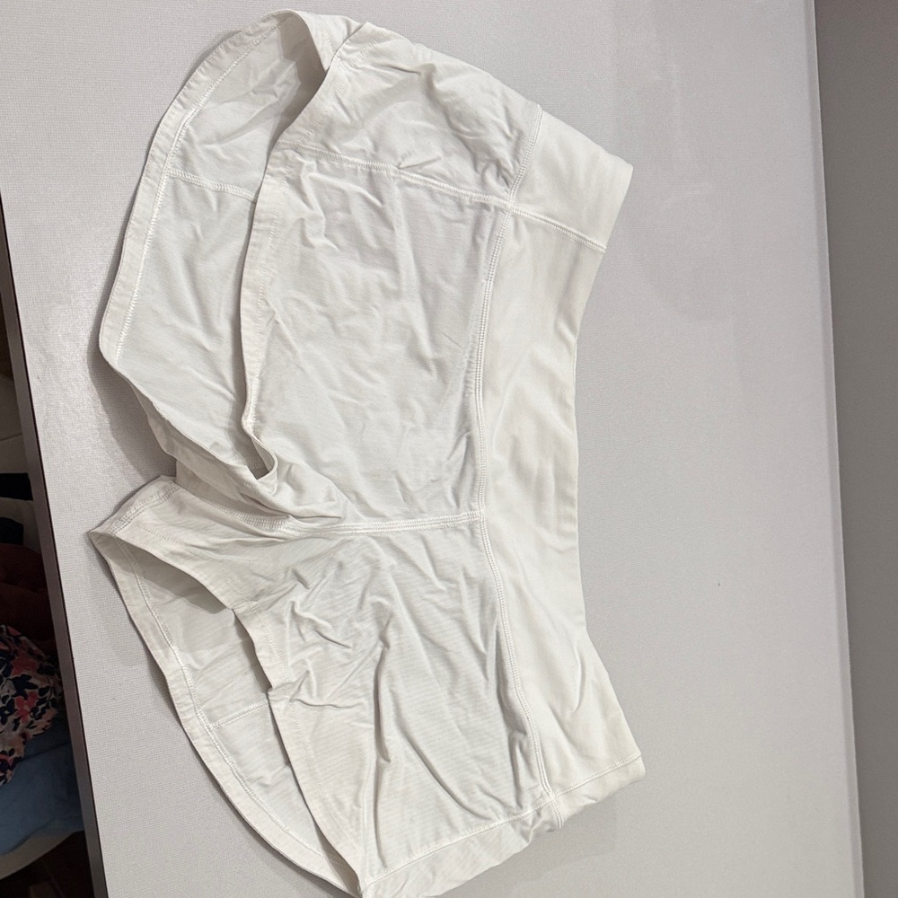 lululemon speed up shorts - mid rise - white - size 8